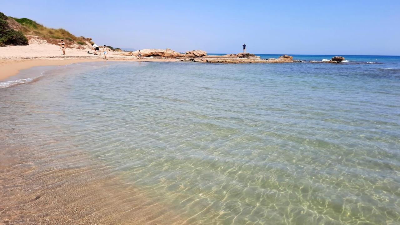 הוילה אוסטוני I Due Carrubi מראה חיצוני תמונה